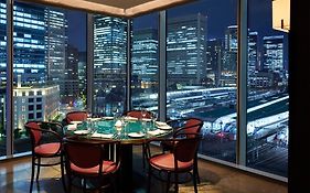 Four Seasons Hotel Tokyo At Marunouchi